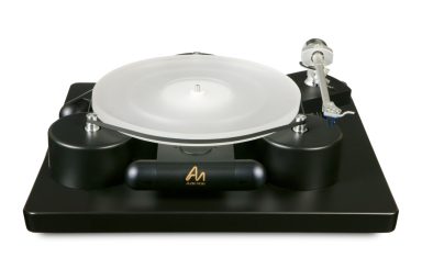 Audio Note Plattenspieler mit Tonarm.