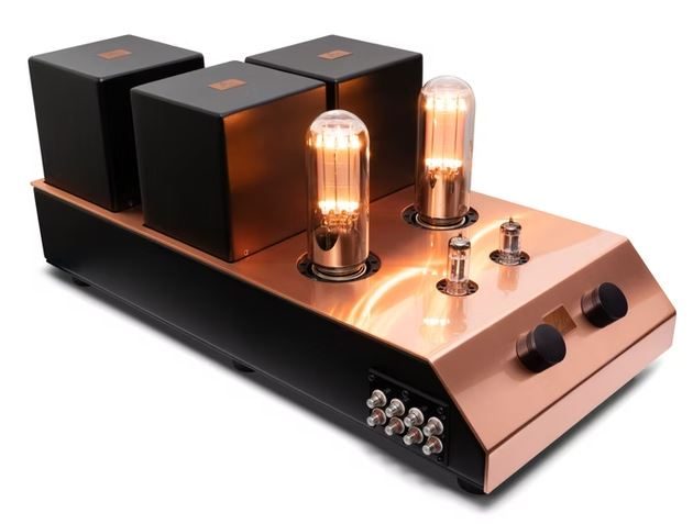 Der Legende: Audio Note (UK) Ongaku Röhrenverstärker mit Kupferoberfläche und zwei sichtbaren 211/VT-4C Trioden-Röhren.